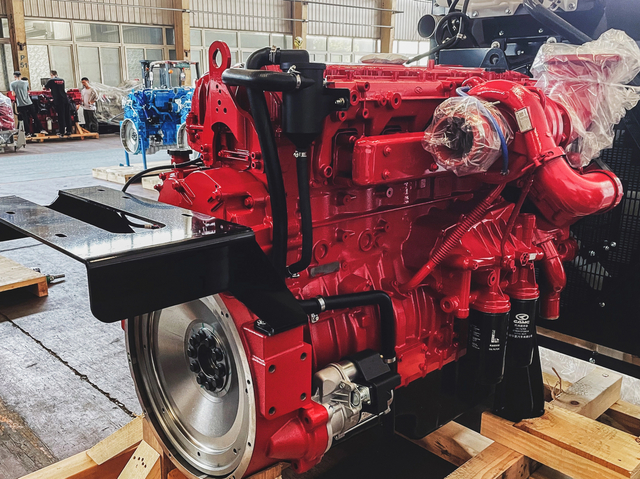 Motor marítimo de sistemas de ignição com isolamento acústico automático