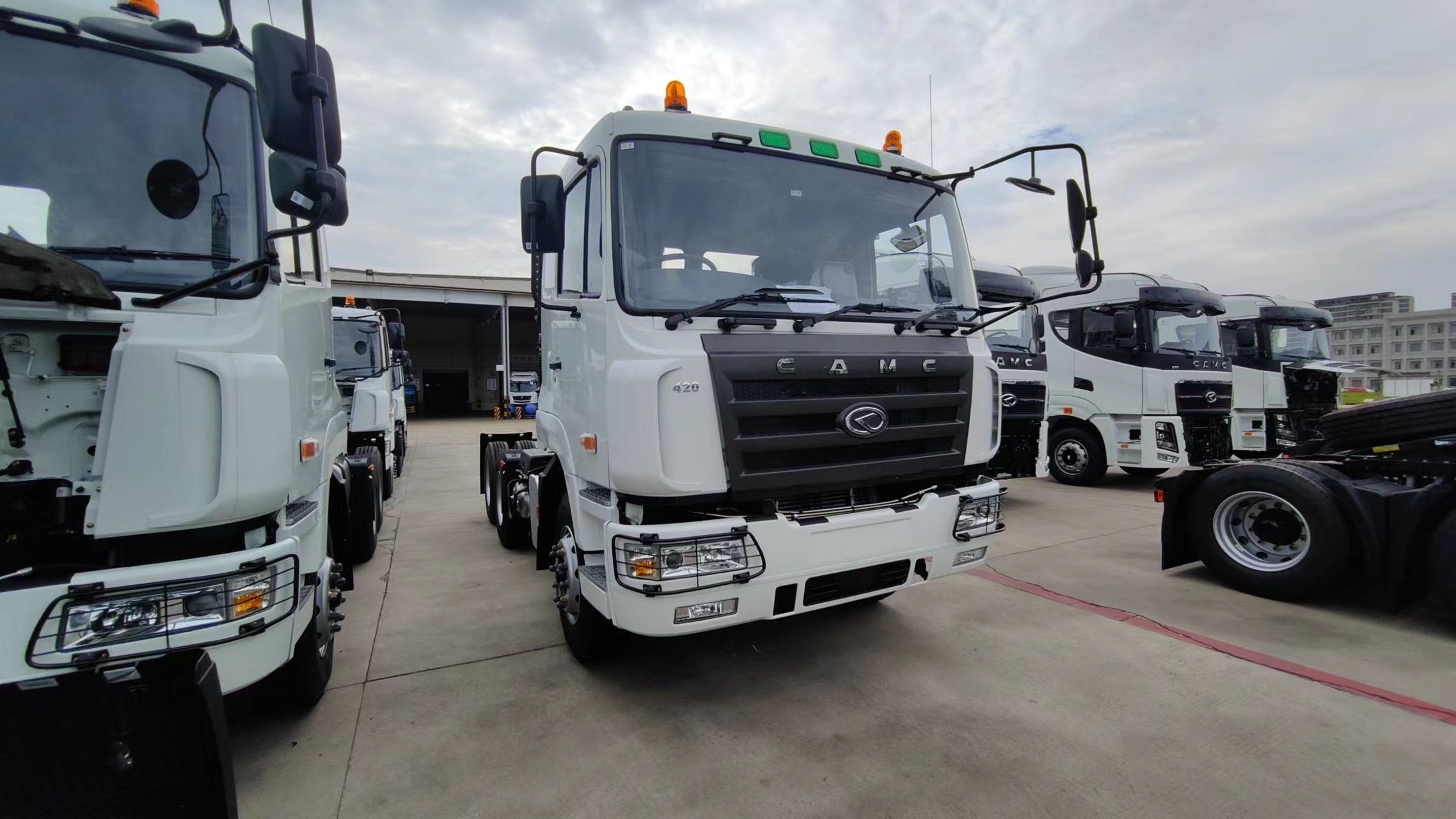 caminhão semi trator