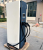 Carregador de veículo elétrico com conector de carregamento duplo CCS2