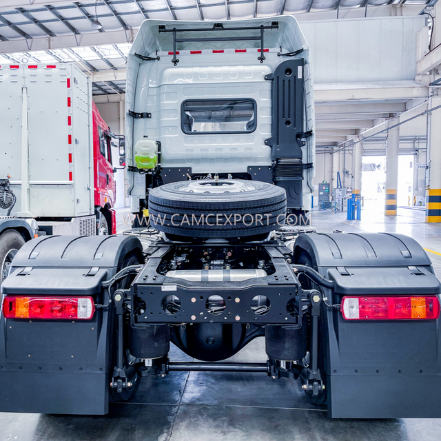 O novo trator da cabeça do caminhão a diesel 4*2 a diesel para venda