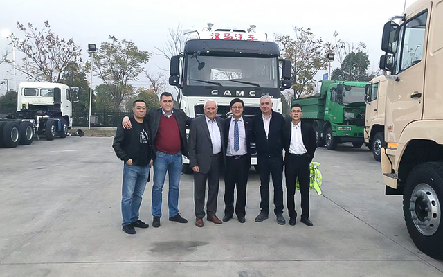 Caminhão pesado com baixo consumo de combustível, fornecedor confiável de caminhões pesados