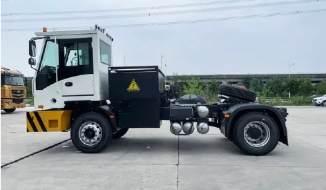 As principais considerações ao mudar para uma frota de trator terminal elétrico